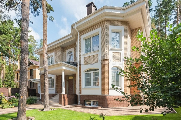 
  Продается дом 565.6 м². Фото 1.