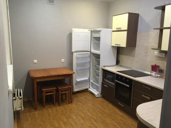 
  Сдам в аренду 1-комнатную квартиру, 41 м², Новосибирск

. Фото 2.