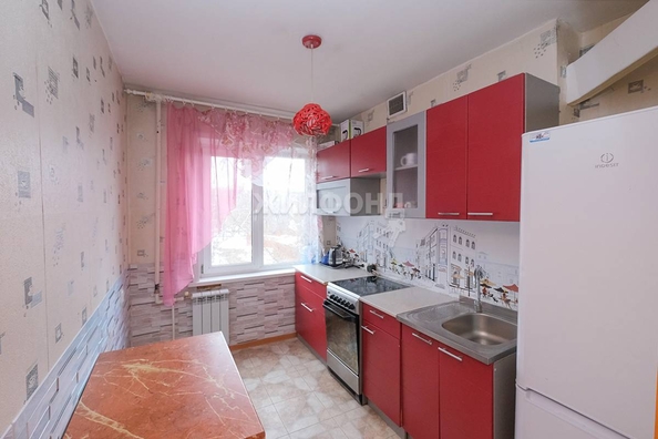 
   Продам 2-комнатную, 43 м², Полтавская ул, 35

. Фото 2.