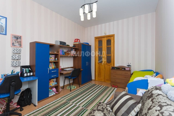 
   Продам 2-комнатную, 55.9 м², Богдана Хмельницкого ул, 29/2

. Фото 5.