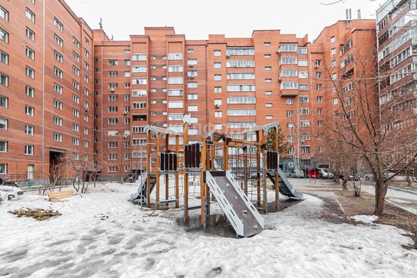 
   Продам 3-комнатную, 76.7 м², 2-я Обская ул, 69/2

. Фото 3.