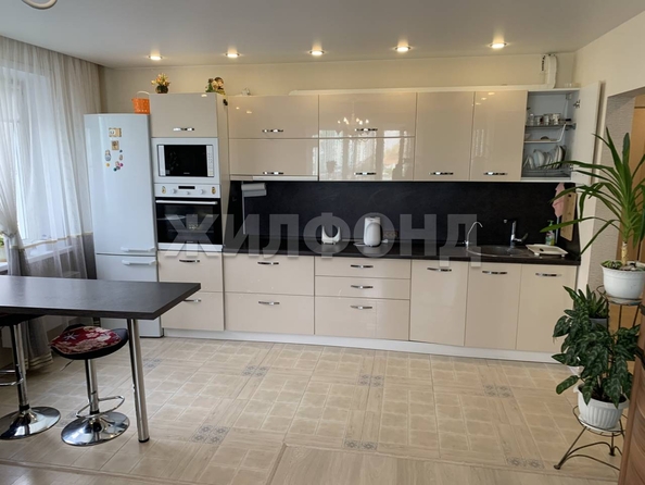 
   Продам 3-комнатную, 71.5 м², Виталия Потылицына ул, 7/4

. Фото 13.