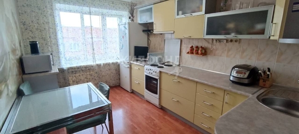 
   Продам 4-комнатную, 84.7 м², Вертковская ул, 40

. Фото 3.