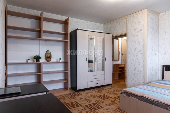 
   Продам 1-комнатную, 36.9 м², В. Высоцкого ул, 39

. Фото 2.