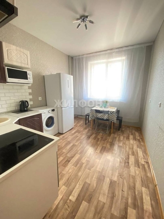 
   Продам 1-комнатную, 34 м², Дмитрия Шмонина ул, 10

. Фото 4.