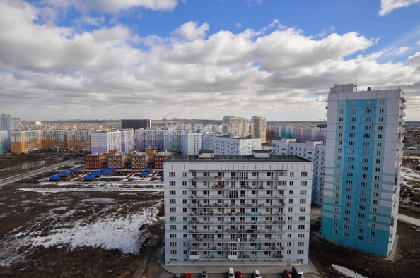 
   Продам 1-комнатную, 34 м², Дмитрия Шмонина ул, 10

. Фото 13.