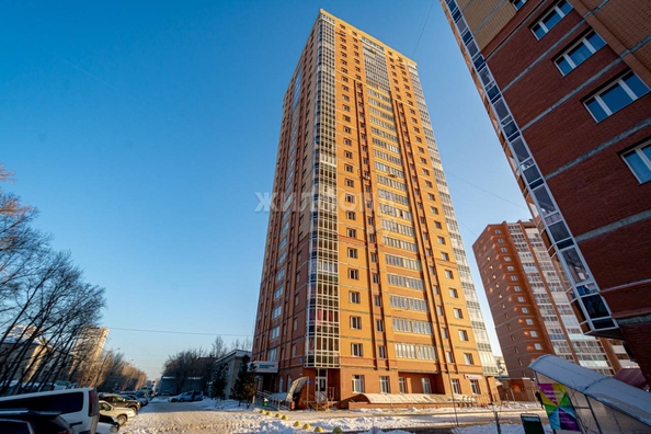 
   Продам 1-комнатную, 38.4 м², Оловозаводская ул, 13

. Фото 19.