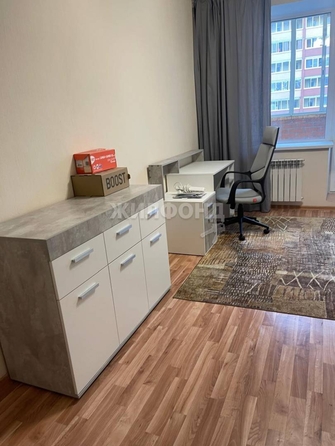 
   Продам 1-комнатную, 38 м², Романтиков ул, 8/1

. Фото 3.