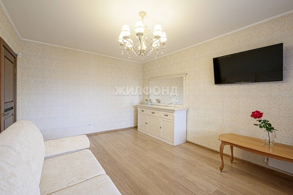 
   Продам 2-комнатную, 53.1 м², Сибиряков-Гвардейцев ул, 64/2

. Фото 17.