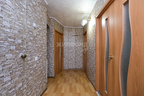 
   Продам 3-комнатную, 57.3 м², Выборная ул, 109

. Фото 9.