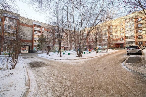 
   Продам 2-комнатную, 72.2 м², Ельцовская ул, 4

. Фото 34.