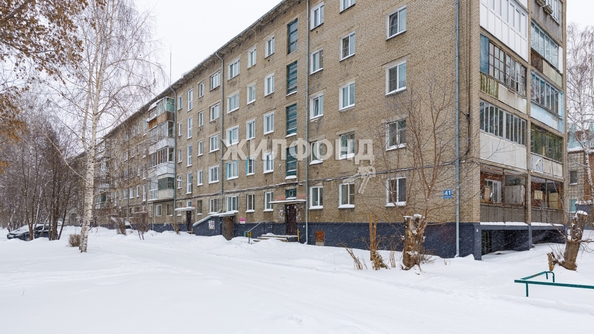 
   Продам 4-комнатную, 62.8 м², Линейная ул, 41

. Фото 17.