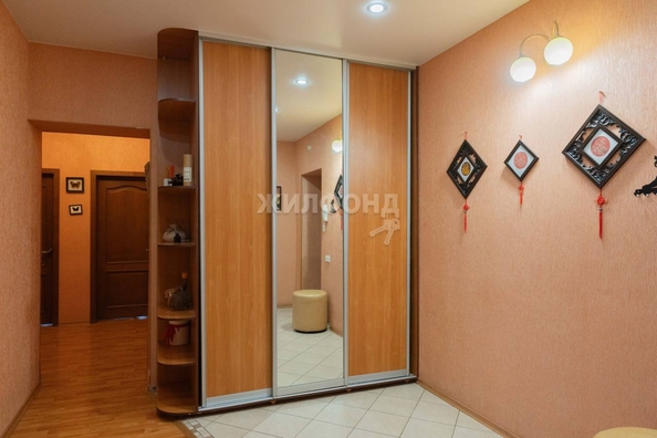 
   Продам 4-комнатную, 112.4 м², Медкадры ул, 7

. Фото 7.