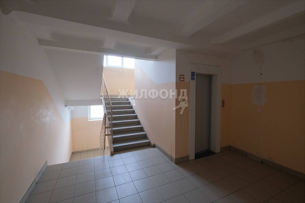 
   Продам 2-комнатную, 76 м², Татьяны Снежиной ул, 49

. Фото 17.