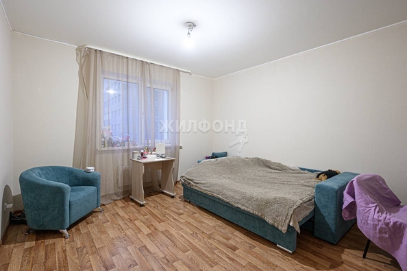 
   Продам 2-комнатную, 60.9 м², Романова ул, 60

. Фото 9.