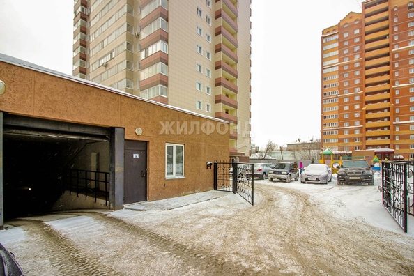 
   Продам 2-комнатную, 60.9 м², Романова ул, 60

. Фото 25.