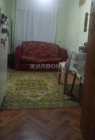 
   Продам комнату, 8.9 м², Ватутина ул, 33

. Фото 1.