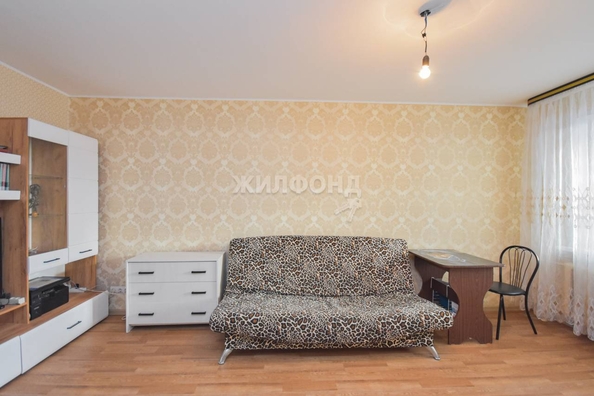 
   Продам 2-комнатную, 43.4 м², Тульская ул, 270/4

. Фото 4.