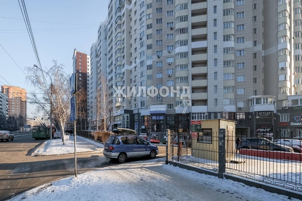 
   Продам 2-комнатную, 57.6 м², Дуси Ковальчук ул, 250

. Фото 26.