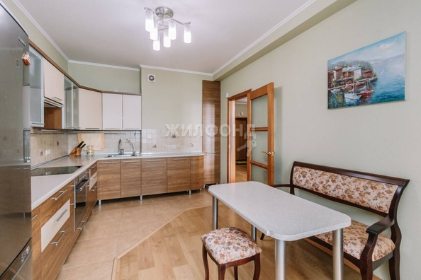 
   Продам 2-комнатную, 90.5 м², Зыряновская ул, 55

. Фото 7.