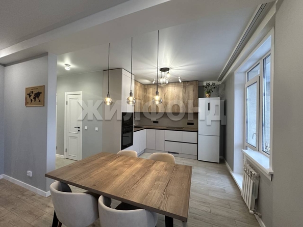 
   Продам 3-комнатную, 83.4 м², Героев Революции ул, 25

. Фото 3.