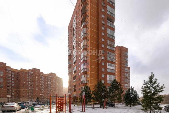 
   Продам 3-комнатную, 65 м², Заречная ул, 7

. Фото 1.