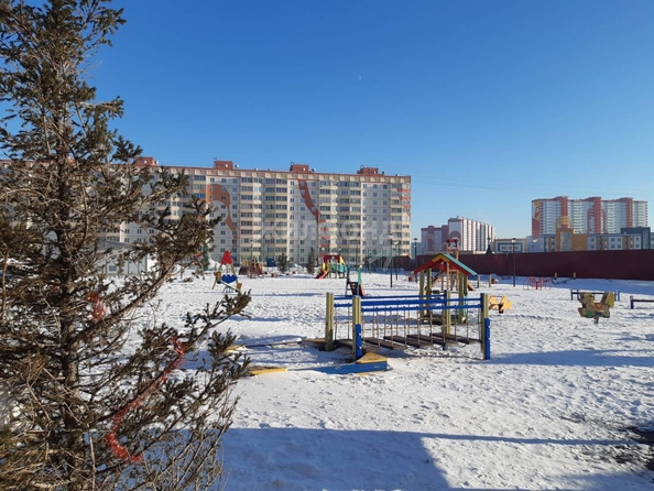 
   Продам 1-комнатную, 31.7 м², Петухова ул, 95/4

. Фото 3.