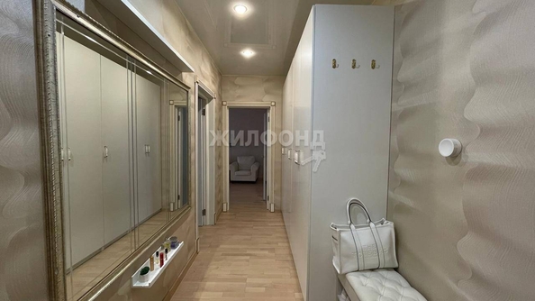 
   Продам 2-комнатную, 64.1 м², Лескова ул, 19

. Фото 12.