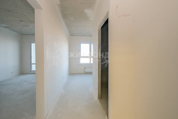 
   Продам 2-комнатную, 35.1 м², Сибиряков-Гвардейцев ул, 53/9

. Фото 5.