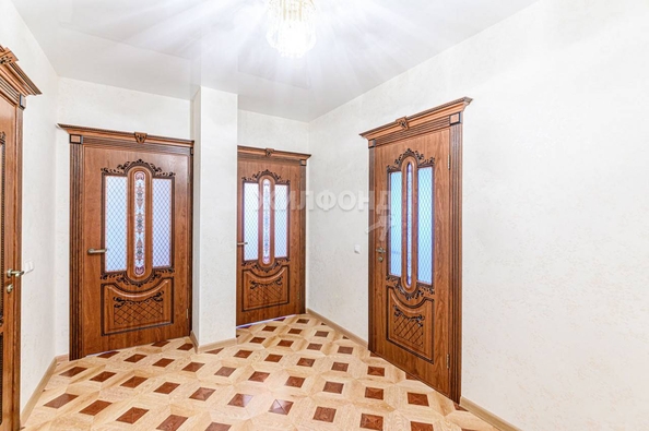 
   Продам 3-комнатную, 71.7 м², Кошурникова ул, 23

. Фото 5.