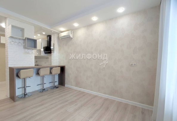 
   Продам 3-комнатную, 82.1 м², Плахотного ул, 80

. Фото 7.