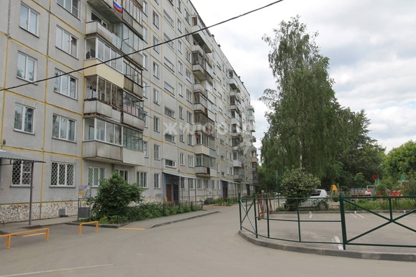 
   Продам 3-комнатную, 57.3 м², Петухова ул, 122

. Фото 11.