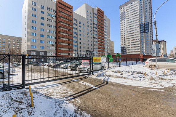 
   Продам 1-комнатную, 38 м², Державина ул, 92/1

. Фото 28.