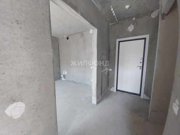 
   Продам 1-комнатную, 35.2 м², Связистов ул, 13/2

. Фото 1.