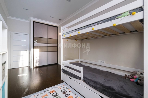 
   Продам 2-комнатную, 60.2 м², 7-й микрорайон, 18

. Фото 10.