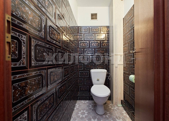 
   Продам 5-комнатную, 183.6 м², Сибиряков-Гвардейцев ул, 23/1

. Фото 23.