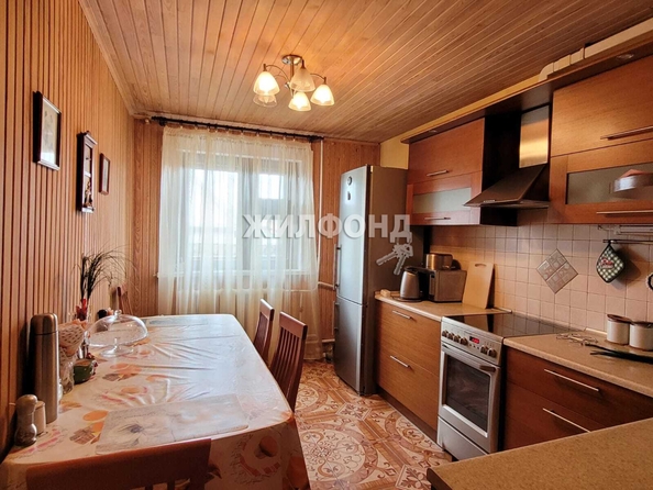 
   Продам дом, 200 м², Новосибирск

. Фото 10.