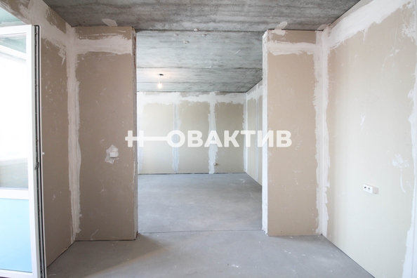 
   Продам 1-комнатную, 41.5 м², Молодежи б-р, 15

. Фото 12.