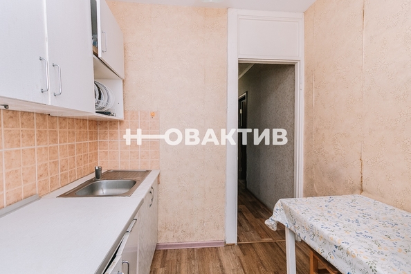 
   Продам 1-комнатную, 29.8 м², Зорге ул, 197

. Фото 2.