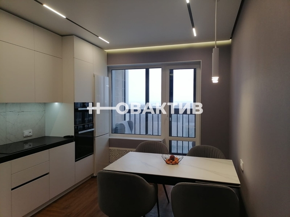 
   Продам 2-комнатную, 59.5 м², Александра Чистякова ул, 22/2

. Фото 1.