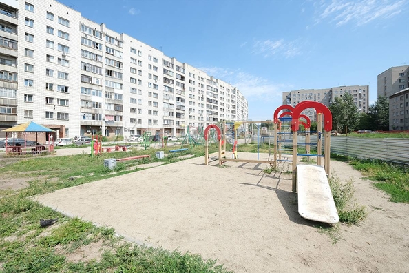 
   Продам 1-комнатную, 37 м², Сибиряков-Гвардейцев ул, 44/5

. Фото 8.