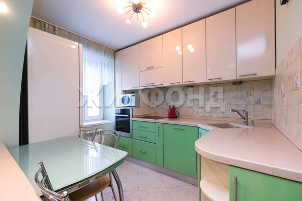 
   Продам 3-комнатную, 58.9 м², Забалуева ул, 60

. Фото 6.