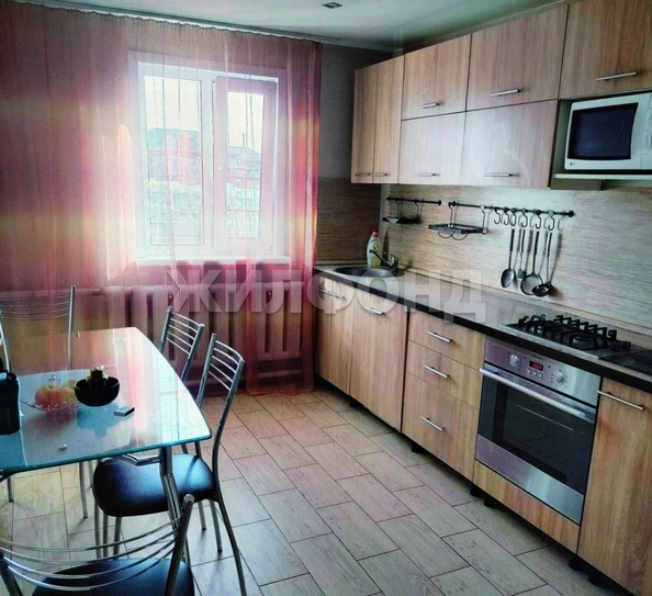 
   Продам дом, 70.1 м², Мошково

. Фото 2.