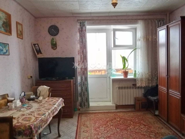 
   Продам 1-комнатную, 39.4 м², Театральная ул, 9А

. Фото 2.