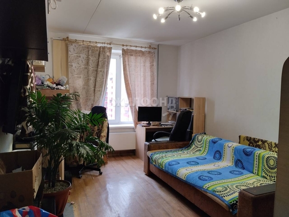 
   Продам 1-комнатную, 41.1 м², Адриена Лежена ул, 27/1

. Фото 1.