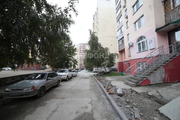 
   Продам 1-комнатную, 47.1 м², Горский мкр, 42

. Фото 12.