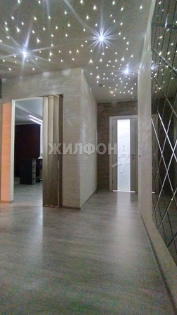 
   Продам 2-комнатную, 59.7 м², Гребенщикова ул, 7

. Фото 2.