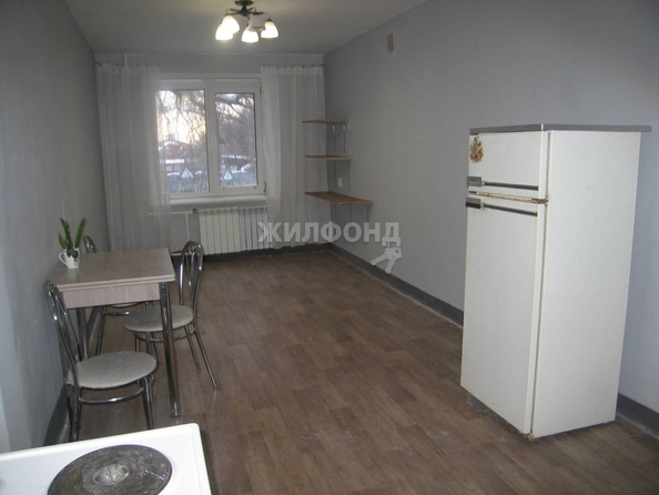 
   Продам 2-комнатную, 37.6 м², Вертковская ул, 23/1

. Фото 1.