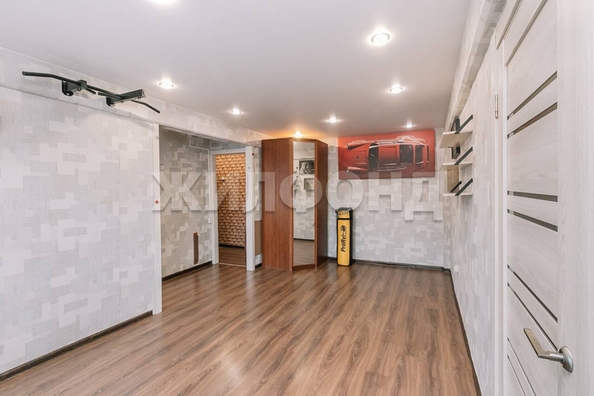 
  Продается 2-комн. квартира, 45.6 м², Владимировская ул, д. 12
. Фото 2.