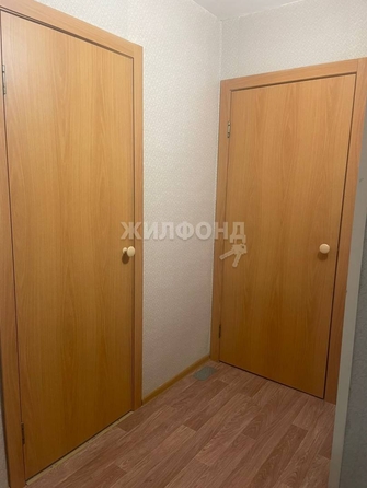 
   Продам 3-комнатную, 59.9 м², Кропоткина ул, 127

. Фото 3.